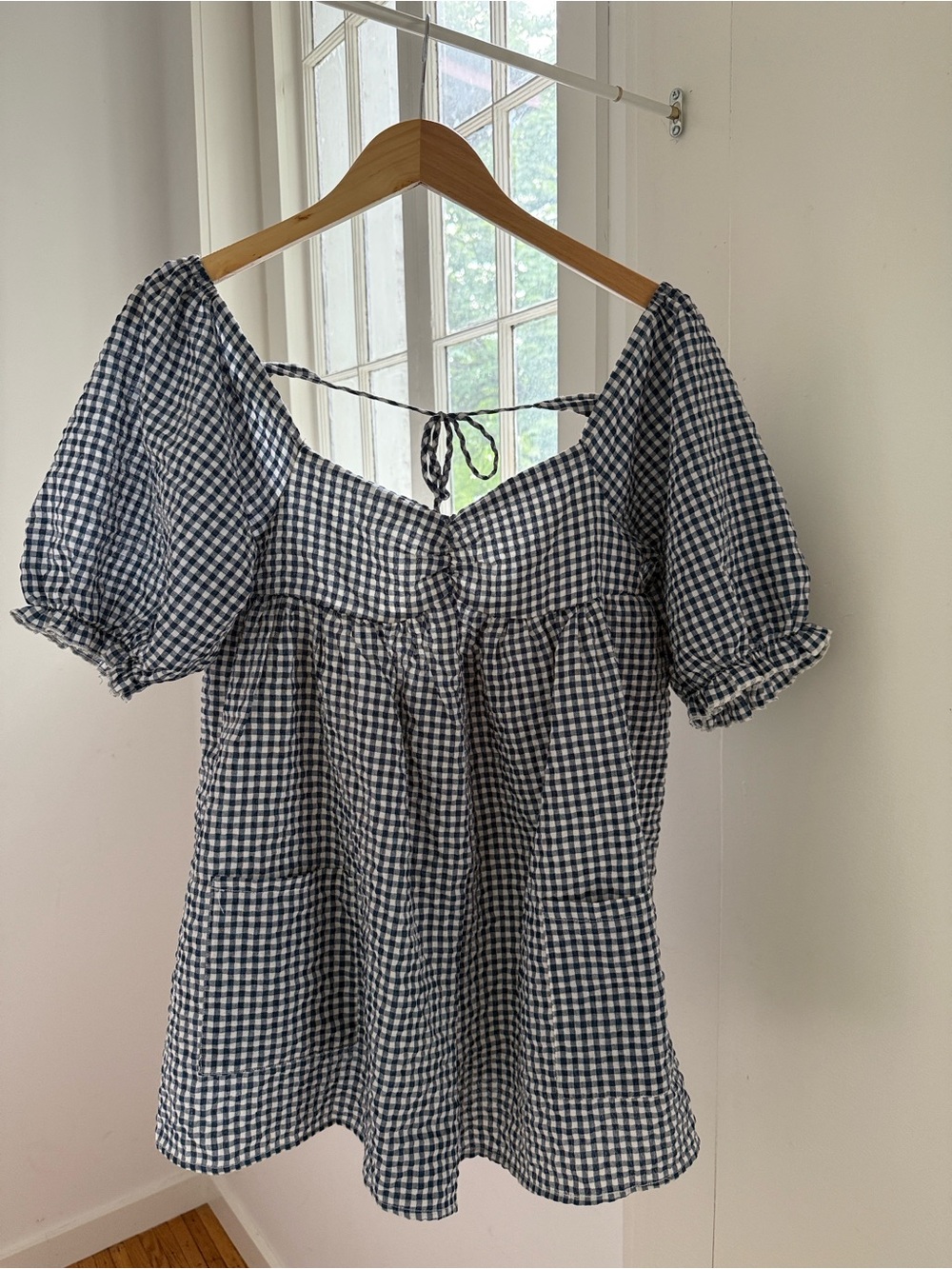 vestique Black & White Gingham Puff-Sleeve Romper